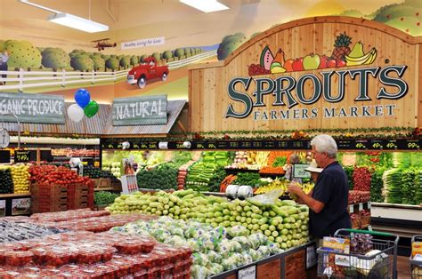 Visit your local Jacksonville Sprouts Farmers Market full of healthy, affordable groceries located on Beach Blvd. From organic to plant based we have it!